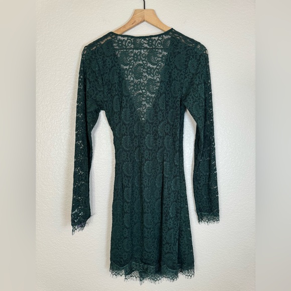 Free People Pearl Lace Mini Dress in Deepest Spruce size Medium Revolve $148 - Picture 7 of 11